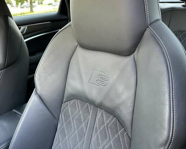 Черный Ауди С6, объемом двигателя 2.97 л и пробегом 107 тыс. км за 61900 $, фото 53 на Automoto.ua