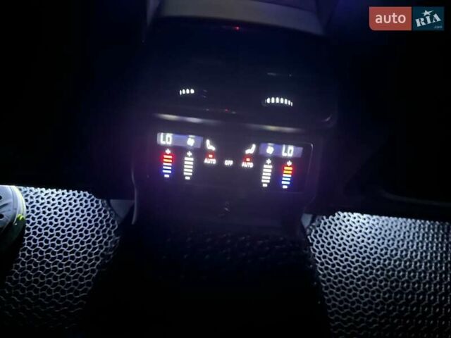 Черный Ауди С6, объемом двигателя 3 л и пробегом 5 тыс. км за 88000 $, фото 20 на Automoto.ua