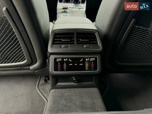 Черный Ауди С6, объемом двигателя 3 л и пробегом 6 тыс. км за 85800 $, фото 24 на Automoto.ua