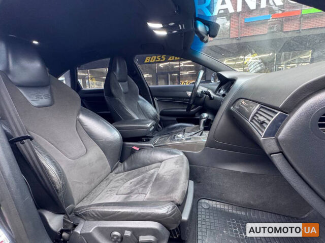 Ауди С6 2006 в Черновцах на Automoto.ua Серый Ауди С6, объемом двигателя 5.2 л и пробегом 223 тыс. км за 13100 $, фото 13 на Automoto.ua