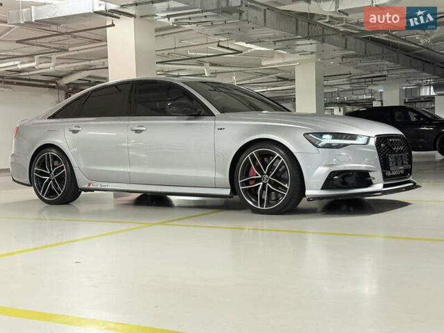 Серый Ауди С6, объемом двигателя 3.99 л и пробегом 157 тыс. км за 27500 $, фото 2 на Automoto.ua