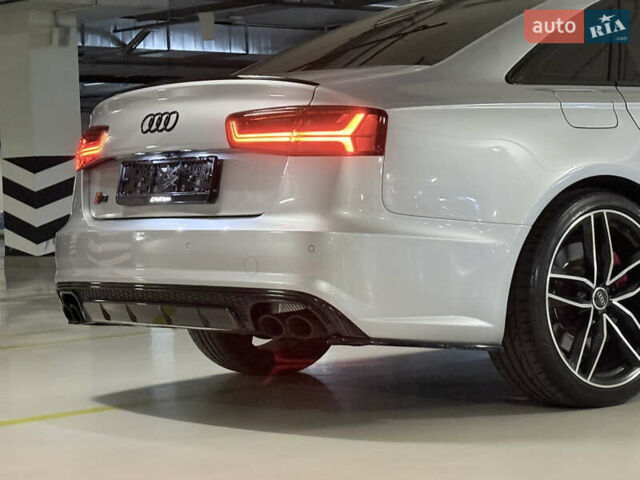 Серый Ауди С6, объемом двигателя 3.99 л и пробегом 157 тыс. км за 27500 $, фото 55 на Automoto.ua