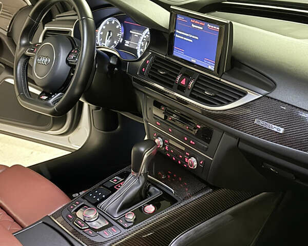 Серый Ауди С6, объемом двигателя 3.99 л и пробегом 157 тыс. км за 27500 $, фото 33 на Automoto.ua
