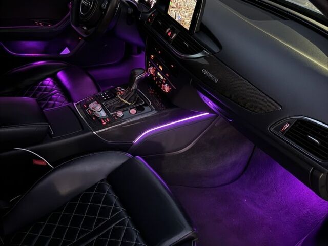 Серый Ауди С6, объемом двигателя 4 л и пробегом 110 тыс. км за 35500 $, фото 13 на Automoto.ua