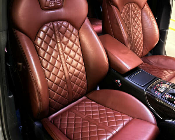 Серый Ауди С6, объемом двигателя 3.99 л и пробегом 157 тыс. км за 27500 $, фото 42 на Automoto.ua