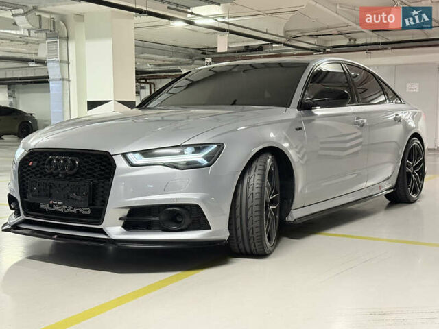 Серый Ауди С6, объемом двигателя 3.99 л и пробегом 157 тыс. км за 27500 $, фото 7 на Automoto.ua
