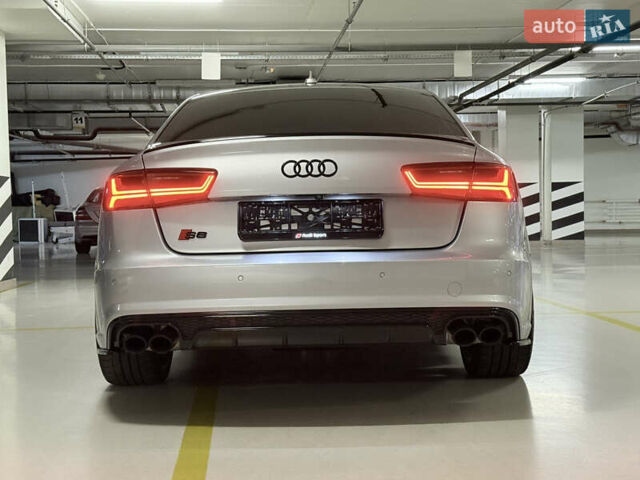 Сірий Ауді С6, об'ємом двигуна 3.99 л та пробігом 157 тис. км за 28777 $, фото 21 на Automoto.ua