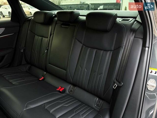 Сірий Ауді С6, об'ємом двигуна 3 л та пробігом 98 тис. км за 61499 $, фото 59 на Automoto.ua