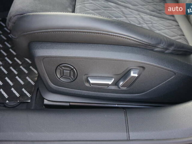 Серый Ауди С6, объемом двигателя 2.97 л и пробегом 36 тыс. км за 76000 $, фото 22 на Automoto.ua