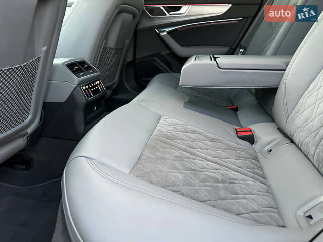 Синій Ауді S6, об'ємом двигуна 2.97 л та пробігом 132 тис. км за 54999 $, фото 57 на Automoto.ua