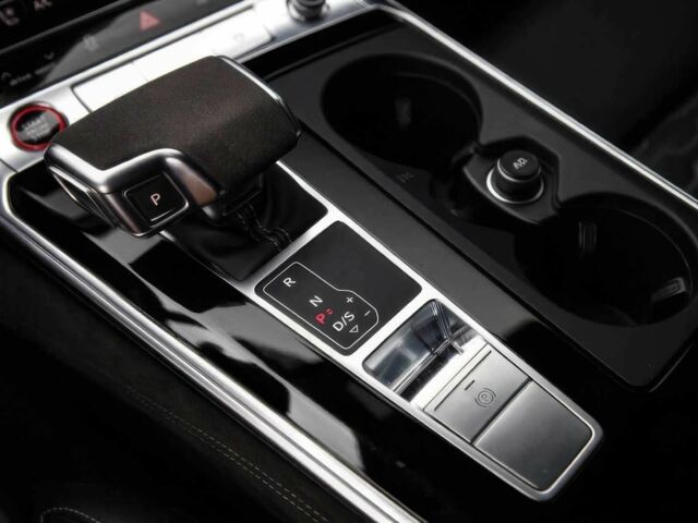 Чорний Ауді С7, об'ємом двигуна 4 л та пробігом 11 тис. км за 70000 $, фото 15 на Automoto.ua