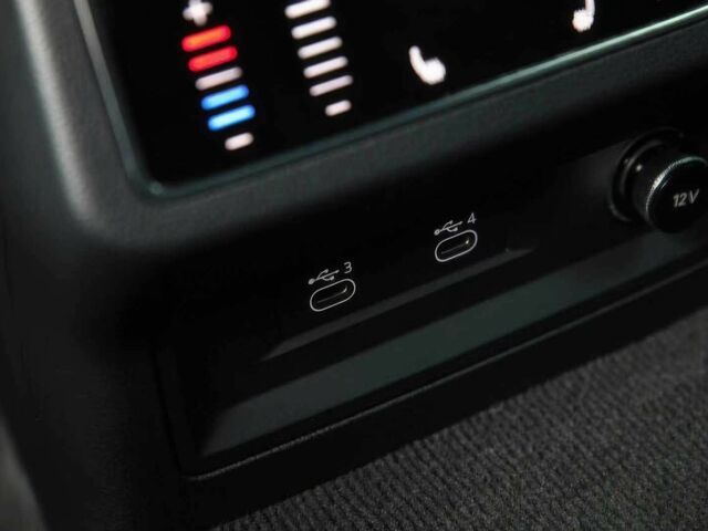 Чорний Ауді С7, об'ємом двигуна 4 л та пробігом 11 тис. км за 70000 $, фото 16 на Automoto.ua