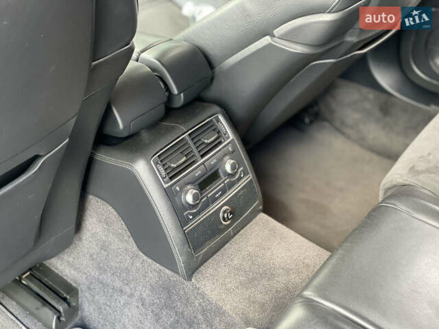 Білий Ауді S8, об'ємом двигуна 5.2 л та пробігом 140 тис. км за 17000 $, фото 28 на Automoto.ua