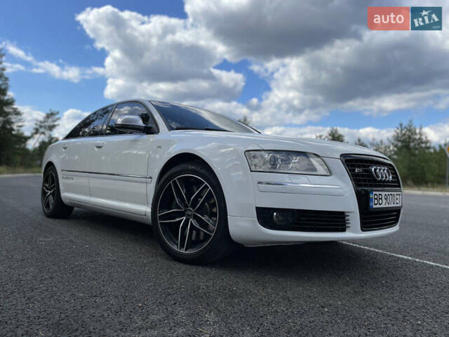 Білий Ауді S8, об'ємом двигуна 5.2 л та пробігом 140 тис. км за 17000 $, фото 2 на Automoto.ua