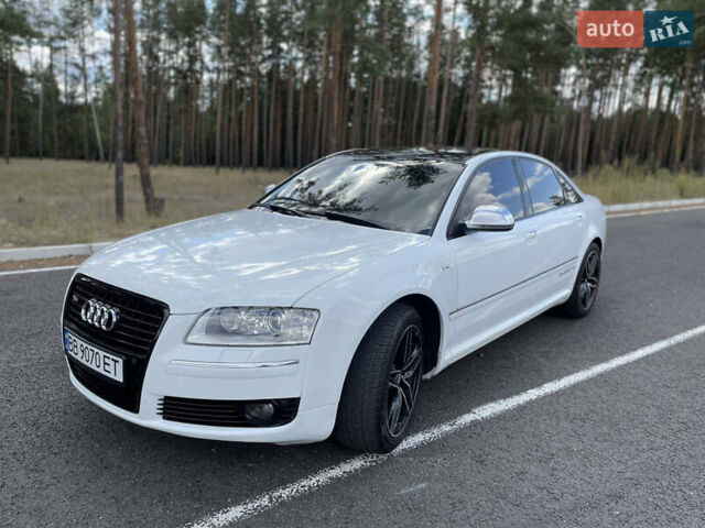 Білий Ауді S8, об'ємом двигуна 5.2 л та пробігом 140 тис. км за 17000 $, фото 6 на Automoto.ua