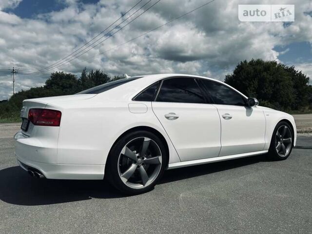 Білий Ауді S8, об'ємом двигуна 4 л та пробігом 125 тис. км за 45000 $, фото 8 на Automoto.ua