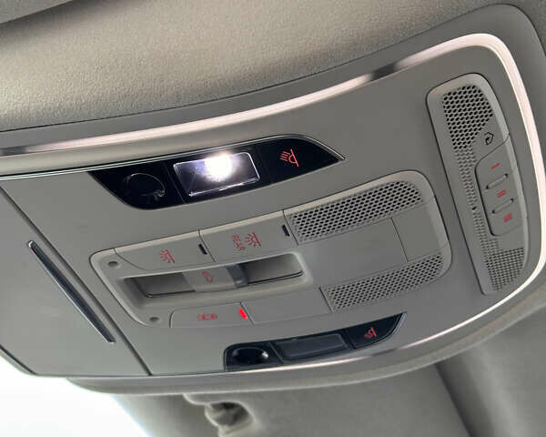 Белый Ауди С8, объемом двигателя 3.99 л и пробегом 164 тыс. км за 32999 $, фото 43 на Automoto.ua