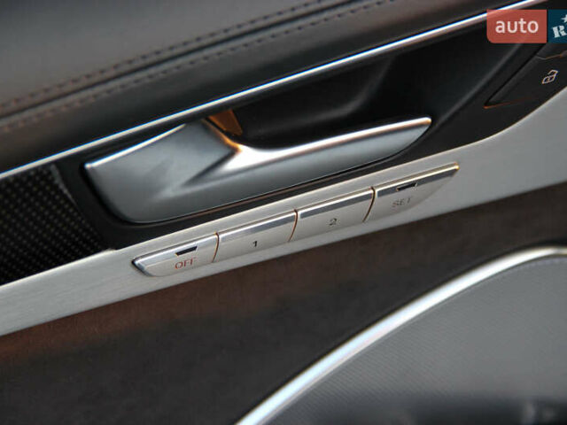 Білий Ауді S8, об'ємом двигуна 3.99 л та пробігом 91 тис. км за 41500 $, фото 27 на Automoto.ua