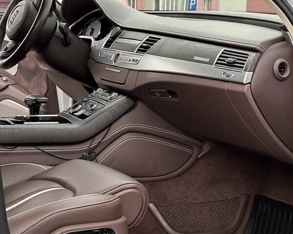 Белый Ауди С8, объемом двигателя 3.99 л и пробегом 164 тыс. км за 32999 $, фото 20 на Automoto.ua