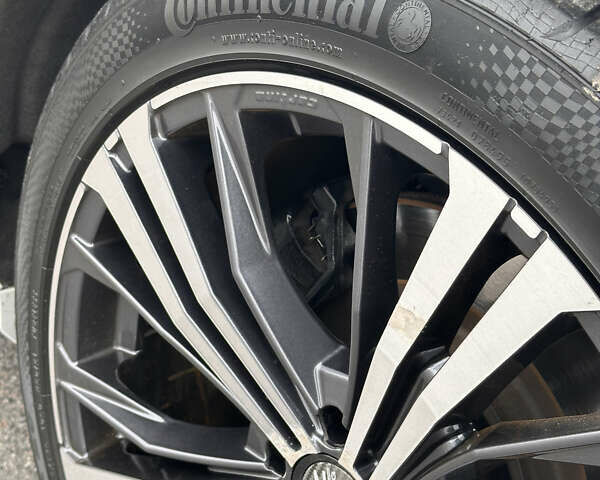 Белый Ауди С8, объемом двигателя 3.99 л и пробегом 164 тыс. км за 32999 $, фото 48 на Automoto.ua