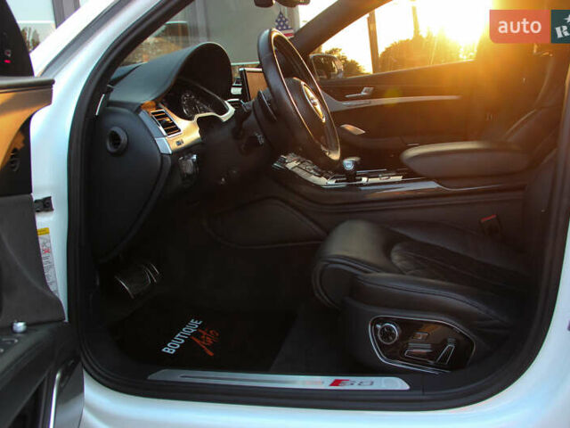 Білий Ауді S8, об'ємом двигуна 3.99 л та пробігом 91 тис. км за 41500 $, фото 26 на Automoto.ua