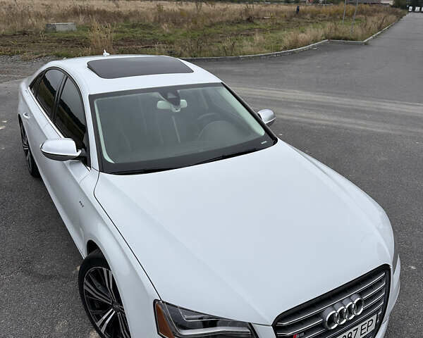 Белый Ауди С8, объемом двигателя 3.99 л и пробегом 164 тыс. км за 32999 $, фото 13 на Automoto.ua