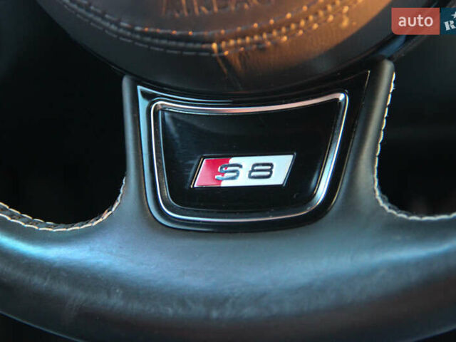 Білий Ауді S8, об'ємом двигуна 3.99 л та пробігом 91 тис. км за 41500 $, фото 61 на Automoto.ua