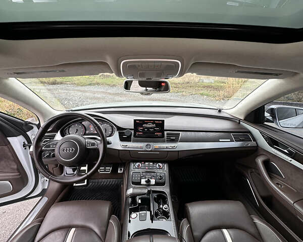 Белый Ауди С8, объемом двигателя 3.99 л и пробегом 164 тыс. км за 32999 $, фото 44 на Automoto.ua