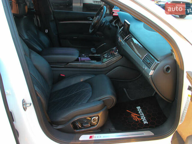 Білий Ауді S8, об'ємом двигуна 3.99 л та пробігом 91 тис. км за 41500 $, фото 39 на Automoto.ua