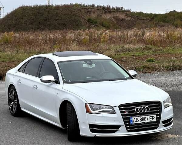 Белый Ауди С8, объемом двигателя 3.99 л и пробегом 164 тыс. км за 32999 $, фото 2 на Automoto.ua