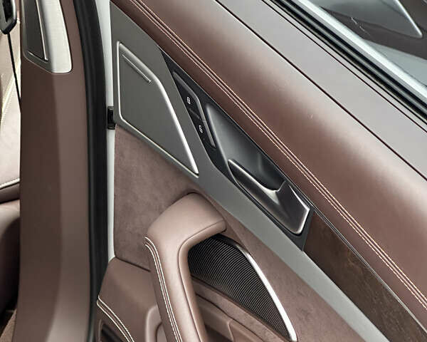 Белый Ауди С8, объемом двигателя 3.99 л и пробегом 164 тыс. км за 32999 $, фото 37 на Automoto.ua