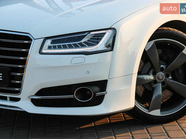 Білий Ауді S8, об'ємом двигуна 3.99 л та пробігом 91 тис. км за 41500 $, фото 5 на Automoto.ua