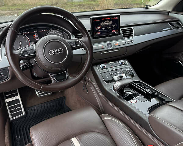 Белый Ауди С8, объемом двигателя 3.99 л и пробегом 164 тыс. км за 32999 $, фото 39 на Automoto.ua