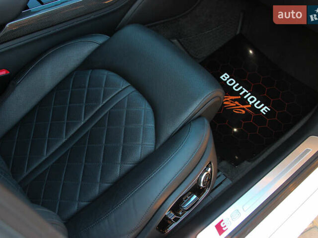 Білий Ауді S8, об'ємом двигуна 3.99 л та пробігом 91 тис. км за 41500 $, фото 40 на Automoto.ua