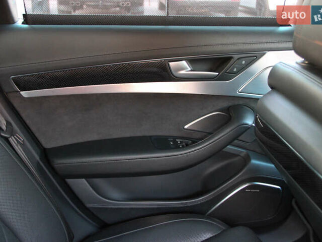 Білий Ауді S8, об'ємом двигуна 3.99 л та пробігом 91 тис. км за 41500 $, фото 51 на Automoto.ua