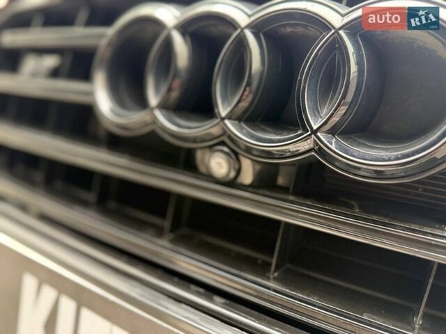Белый Ауди С8, объемом двигателя 4 л и пробегом 203 тыс. км за 23200 $, фото 26 на Automoto.ua