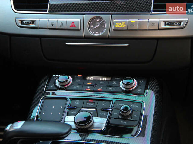 Білий Ауді S8, об'ємом двигуна 3.99 л та пробігом 91 тис. км за 41500 $, фото 48 на Automoto.ua