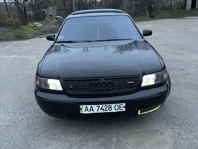 Чорний Ауді S8, об'ємом двигуна 4.2 л та пробігом 231 тис. км за 2900 $, фото 5 на Automoto.ua