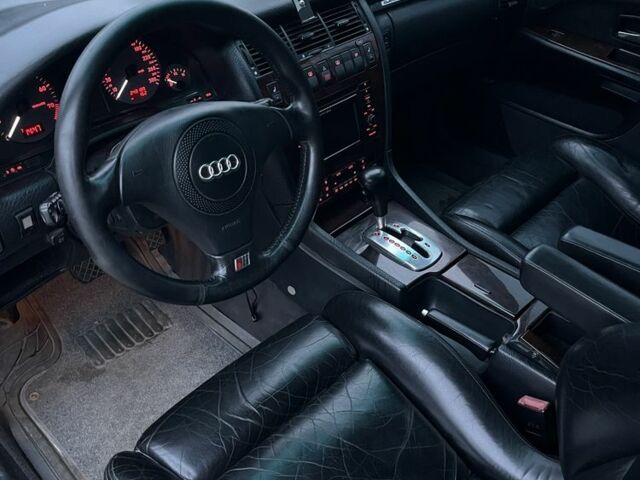 Чорний Ауді S8, об'ємом двигуна 4.2 л та пробігом 231 тис. км за 2900 $, фото 8 на Automoto.ua