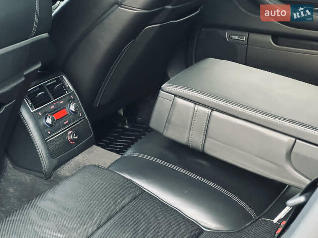 Ауди С8 2007 в Киеве на Automoto.ua Черный Ауди С8, объемом двигателя 5.2 л и пробегом 150 тыс. км за 14990 $, фото 48 на Automoto.ua