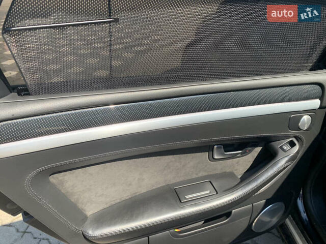 Черный Ауди С8, объемом двигателя 5.2 л и пробегом 270 тыс. км за 12999 $, фото 14 на Automoto.ua