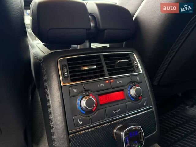 Черный Ауди С8, объемом двигателя 5.2 л и пробегом 153 тыс. км за 22777 $, фото 29 на Automoto.ua