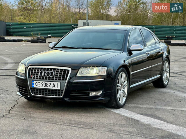 Ауди С8 2007 в Киеве на Automoto.ua Черный Ауди С8, объемом двигателя 5.2 л и пробегом 150 тыс. км за 14990 $, фото 40 на Automoto.ua