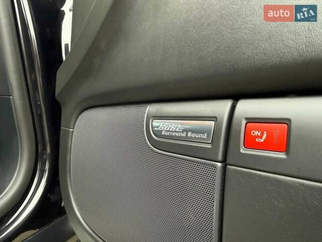 Черный Ауди С8, объемом двигателя 5.2 л и пробегом 153 тыс. км за 22777 $, фото 26 на Automoto.ua