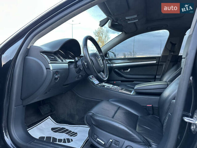 Ауди С8 2007 в Киеве на Automoto.ua Черный Ауди С8, объемом двигателя 5.2 л и пробегом 150 тыс. км за 14990 $, фото 14 на Automoto.ua