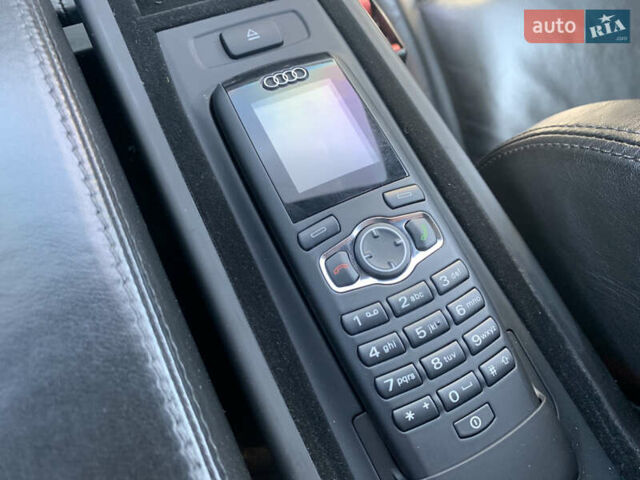 Черный Ауди С8, объемом двигателя 5.2 л и пробегом 270 тыс. км за 12999 $, фото 32 на Automoto.ua