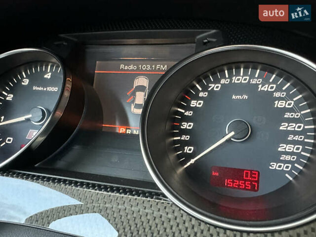 Ауди С8 2007 в Киеве на Automoto.ua Черный Ауди С8, объемом двигателя 5.2 л и пробегом 150 тыс. км за 14990 $, фото 29 на Automoto.ua