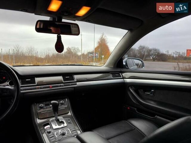 Черный Ауди С8, объемом двигателя 5.2 л и пробегом 153 тыс. км за 22777 $, фото 30 на Automoto.ua