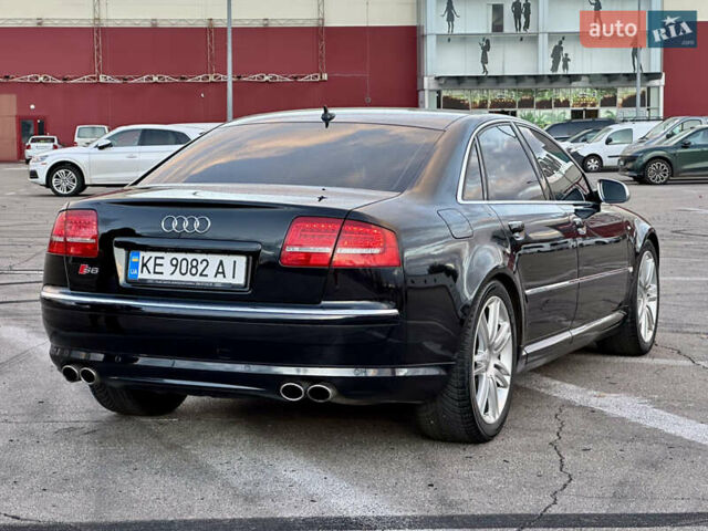 Ауди С8 2007 в Киеве на Automoto.ua Черный Ауди С8, объемом двигателя 5.2 л и пробегом 150 тыс. км за 14990 $, фото 52 на Automoto.ua