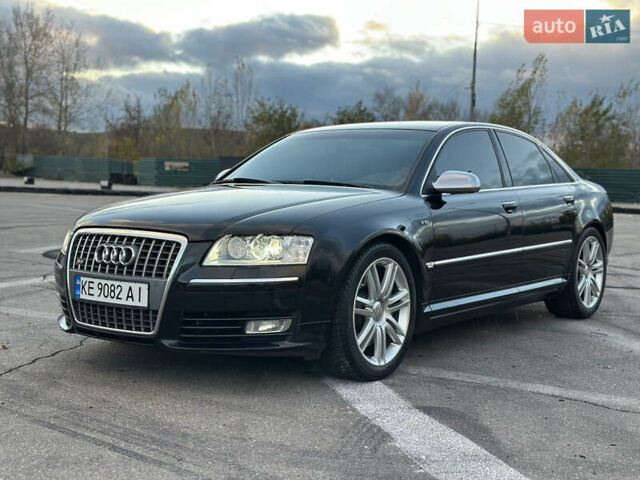 Ауди С8 2007 в Киеве на Automoto.ua Черный Ауди С8, объемом двигателя 5.2 л и пробегом 150 тыс. км за 14990 $, фото 31 на Automoto.ua